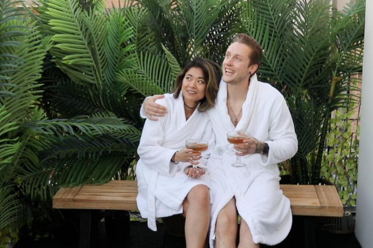 Nyc Skyline Views, Sauna & Rooftop - Romantic Escape At "Brooklyn Bay Lofts" 纽约 外观 照片